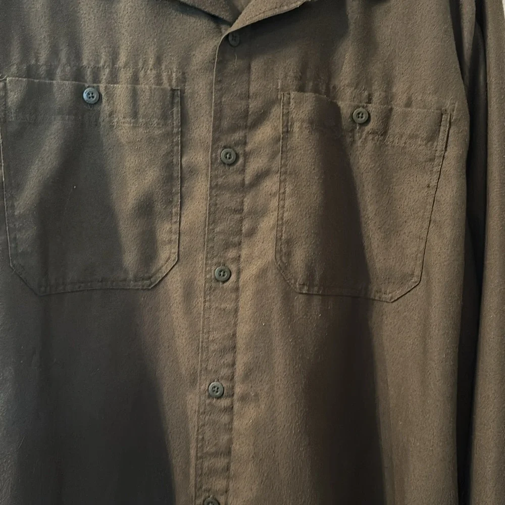 REI basic button down size XL - Picture 2 of 5